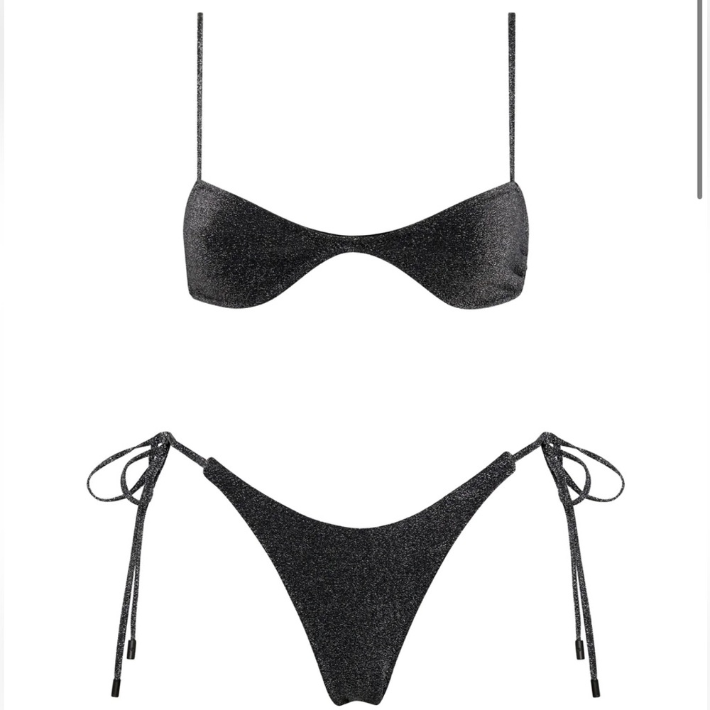 Triangl Bikini NWT